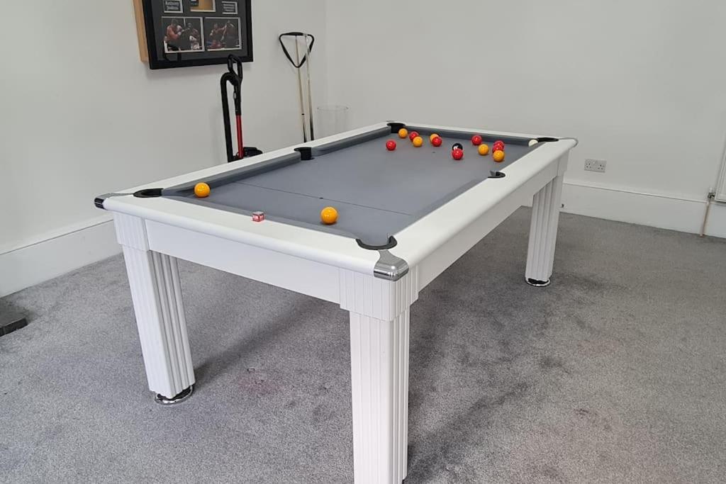 Apartmán Large 4 Bed EDI Exteriér fotografie